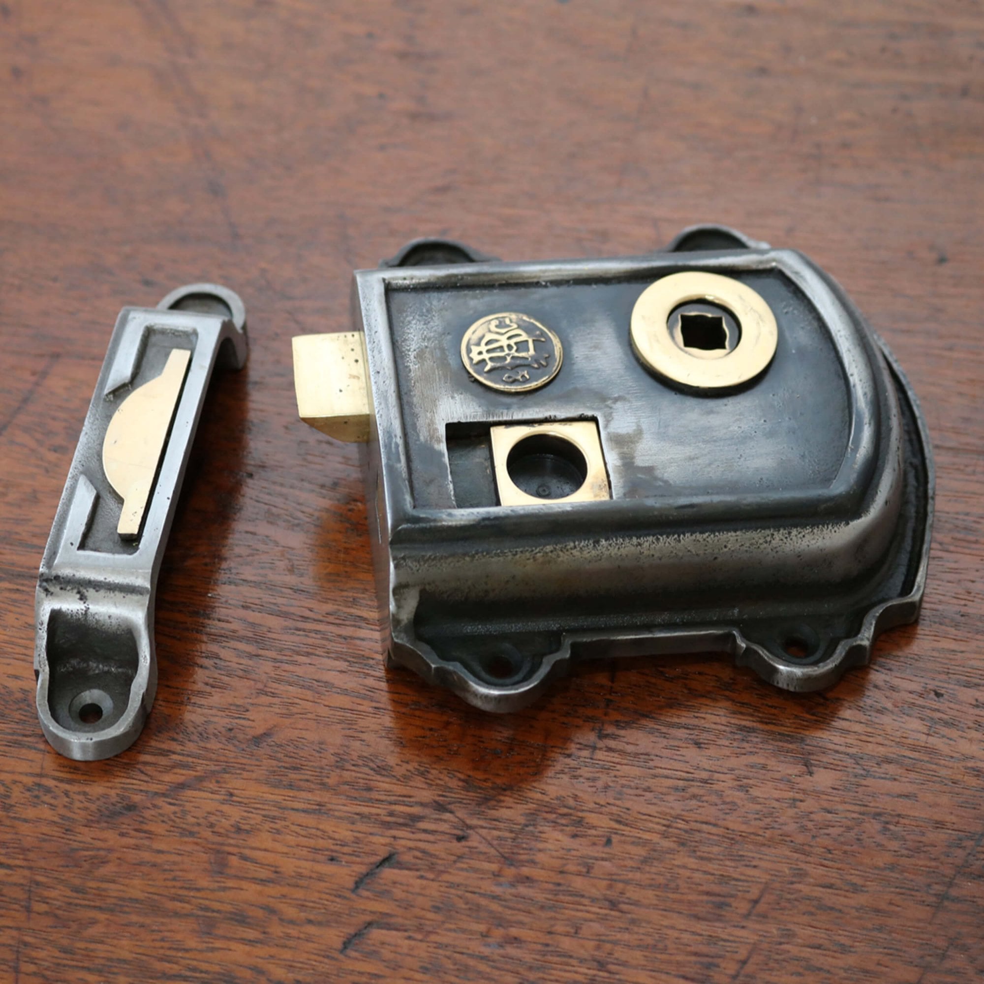 Victorian Rim Latch - Cast Iron