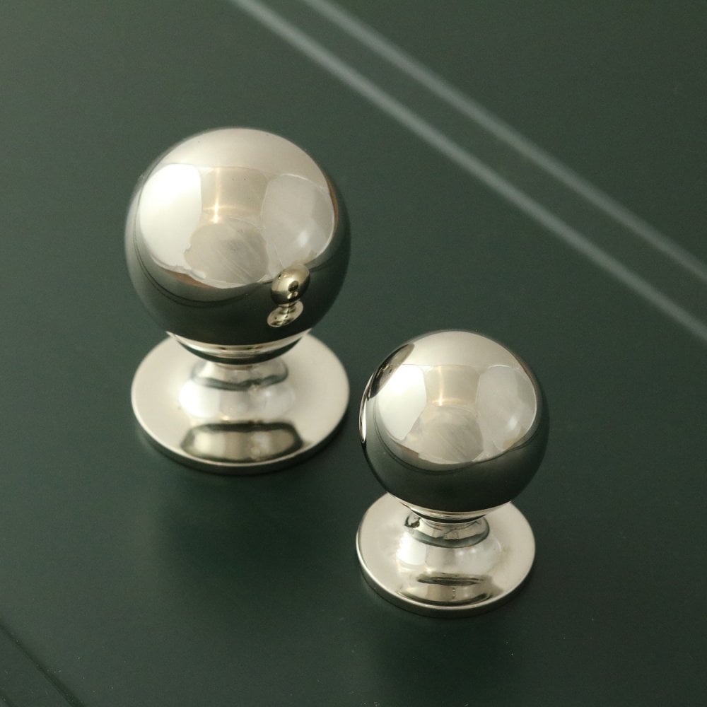 Henley Ball Cupboard Knob - Polished Nickel