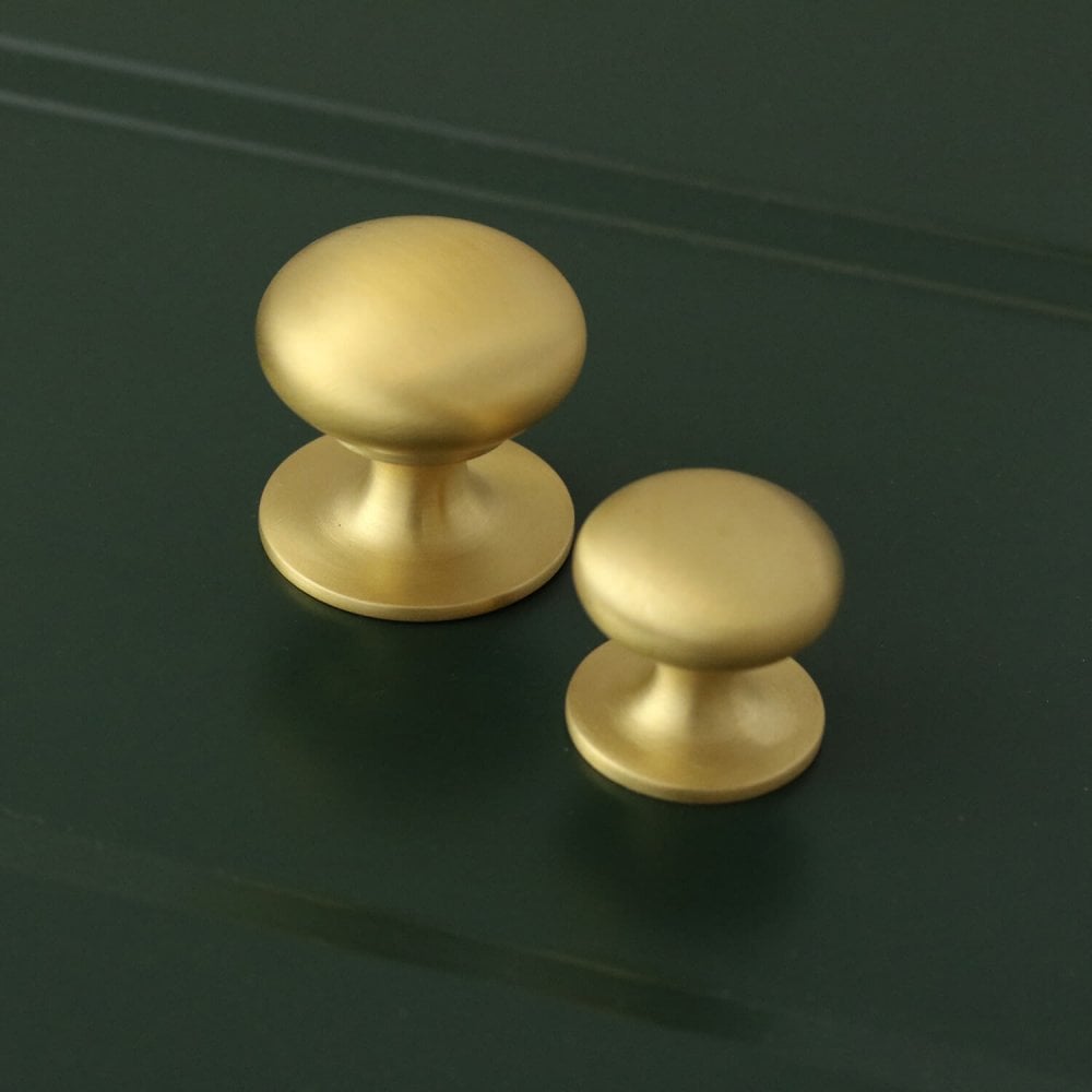Henley Bun Cabinet Knob - Satin Brass