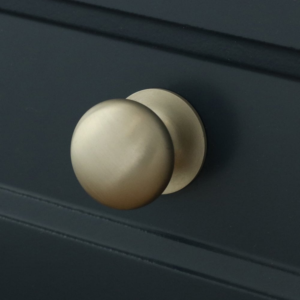 Henley Bun Cabinet Knob - Satin Nickel