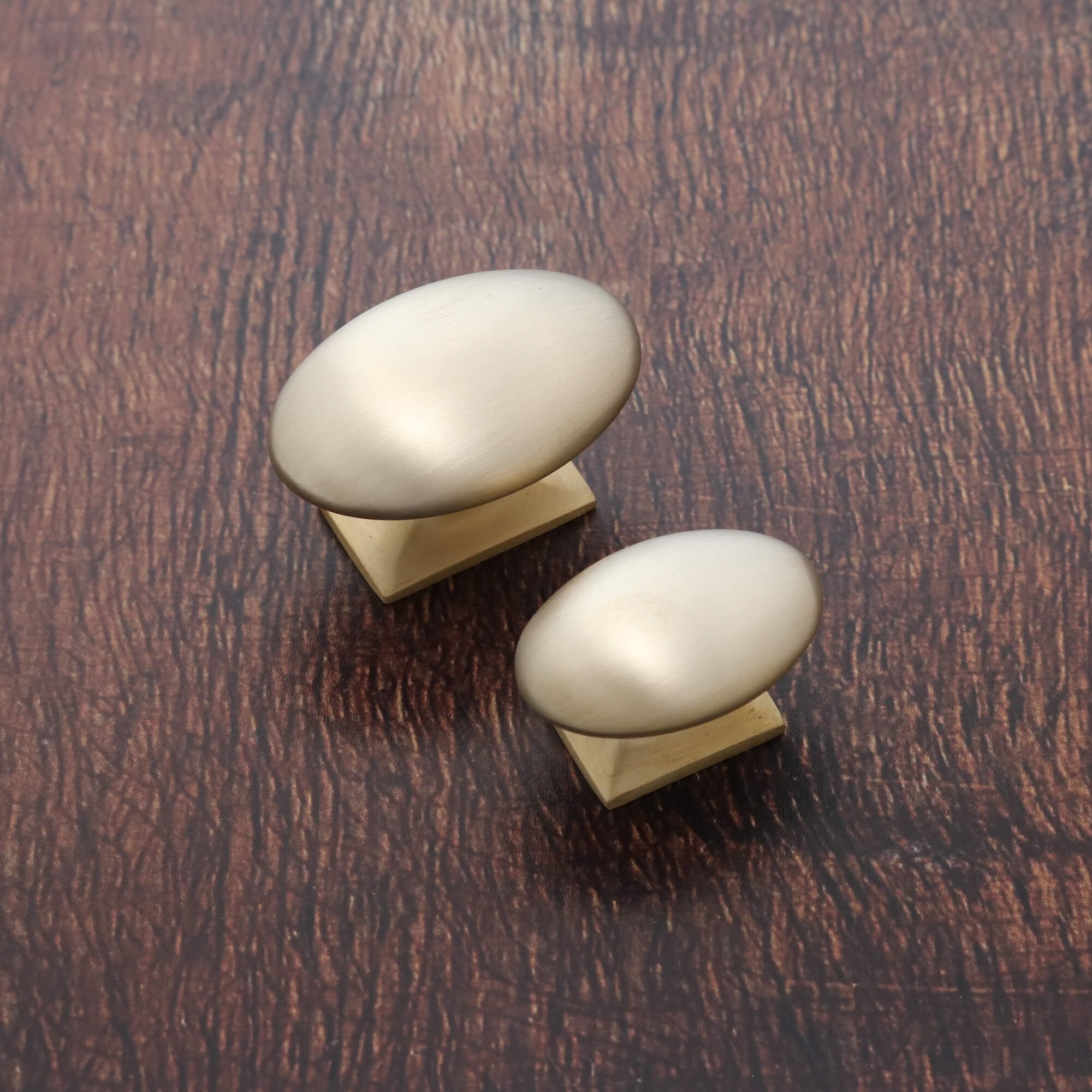 Monroe Oval Cupboard Knobs - Satin Brass