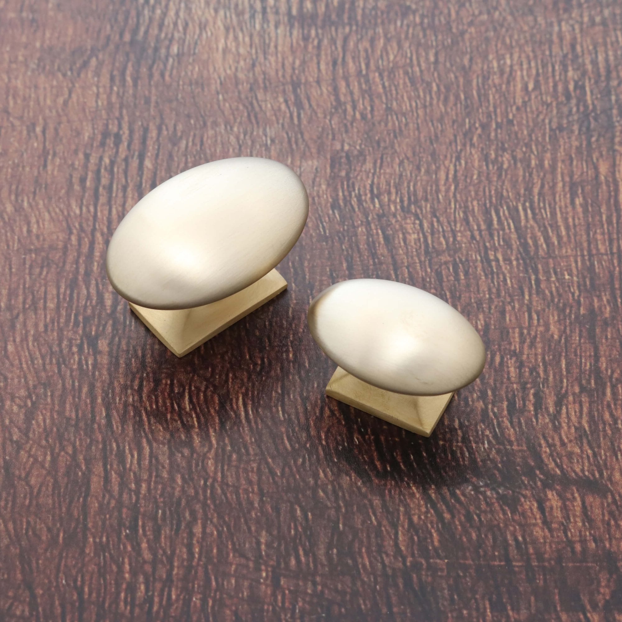 Monroe Oval Cupboard Knobs - Satin Brass