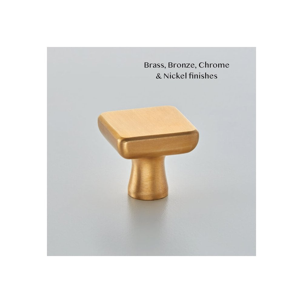 Plaza Cabinet Knob