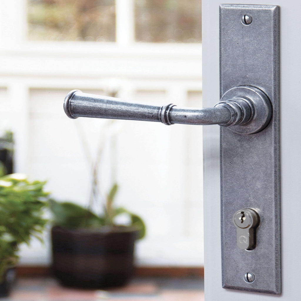 Pewter Regency Espagnolette Lock Set