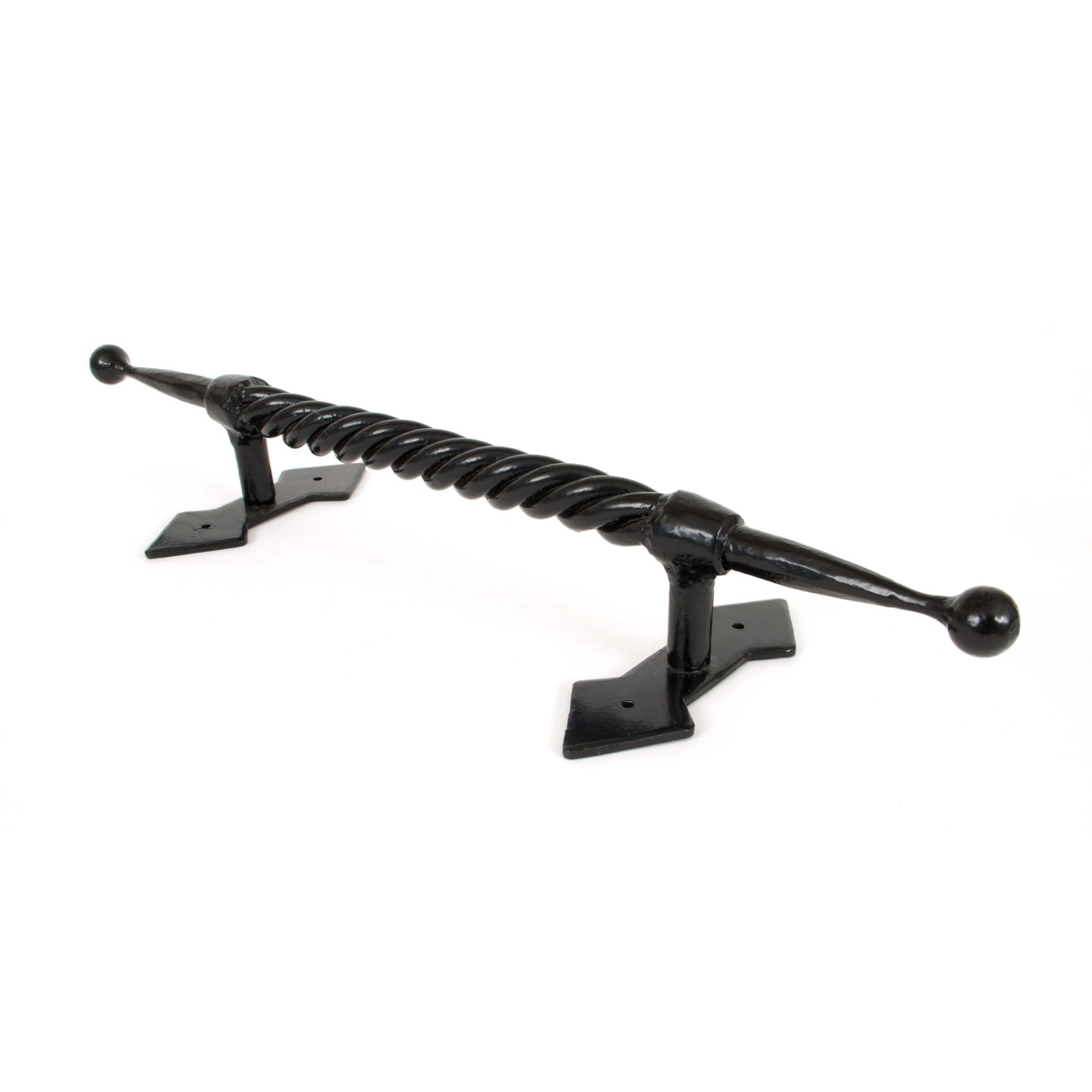 Black Robe Pull Handle