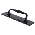 Black Pull Handle on Backplate