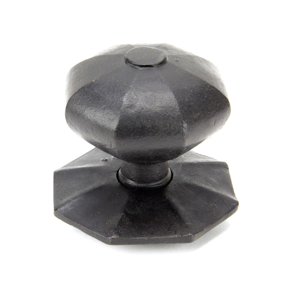 External Beeswax Octagonal Centre Pull