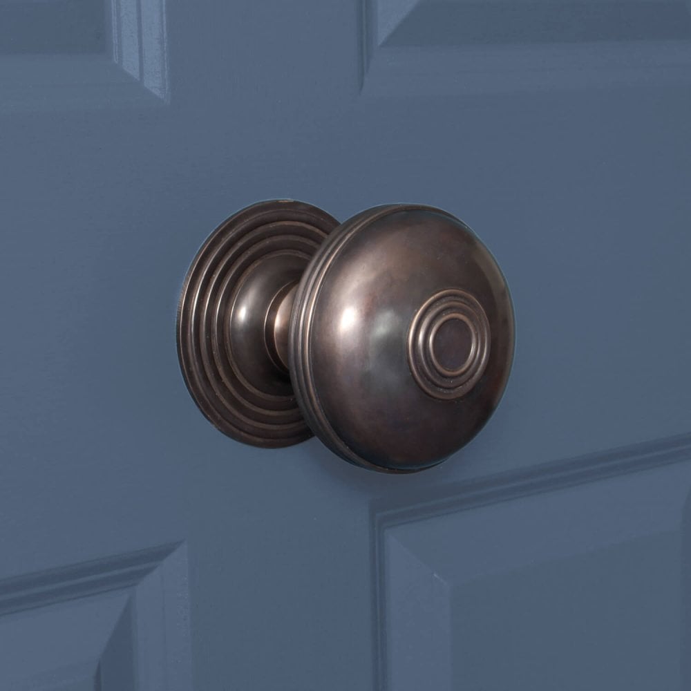 Aged Bronze Prestbury Centre Pull