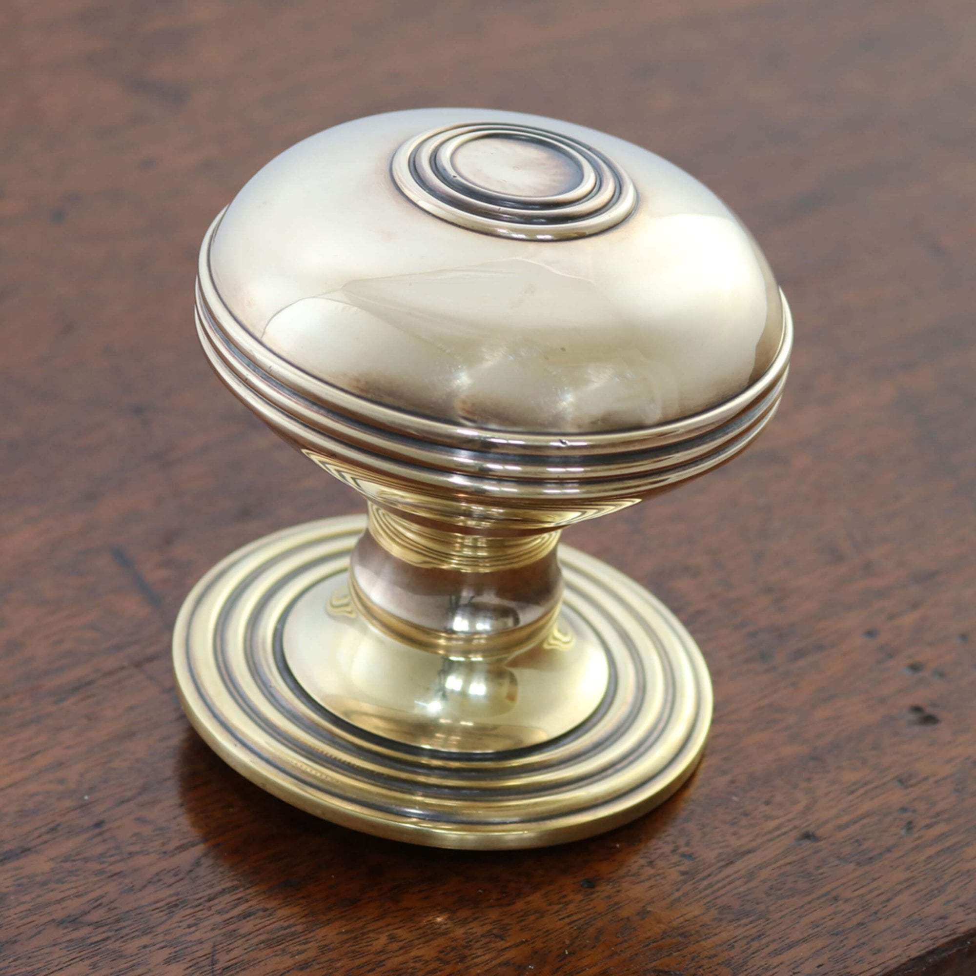 Aged Brass Prestbury Centre Pull
