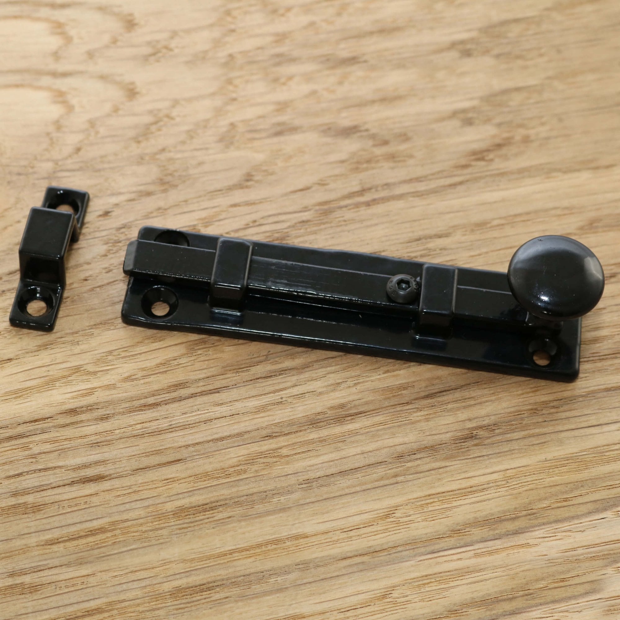 Black Universal Bolt