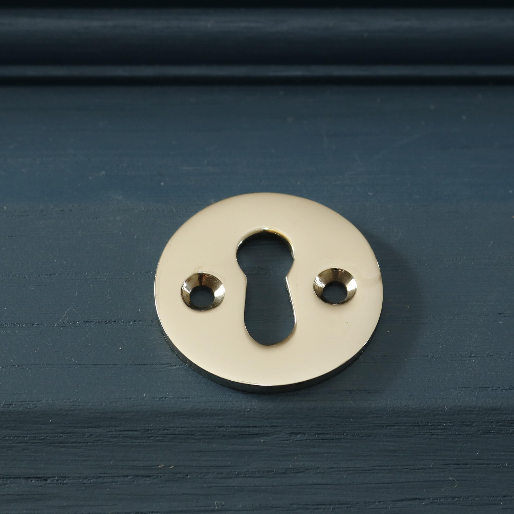 Polished Nickel Hatton Round Open Escutcheon