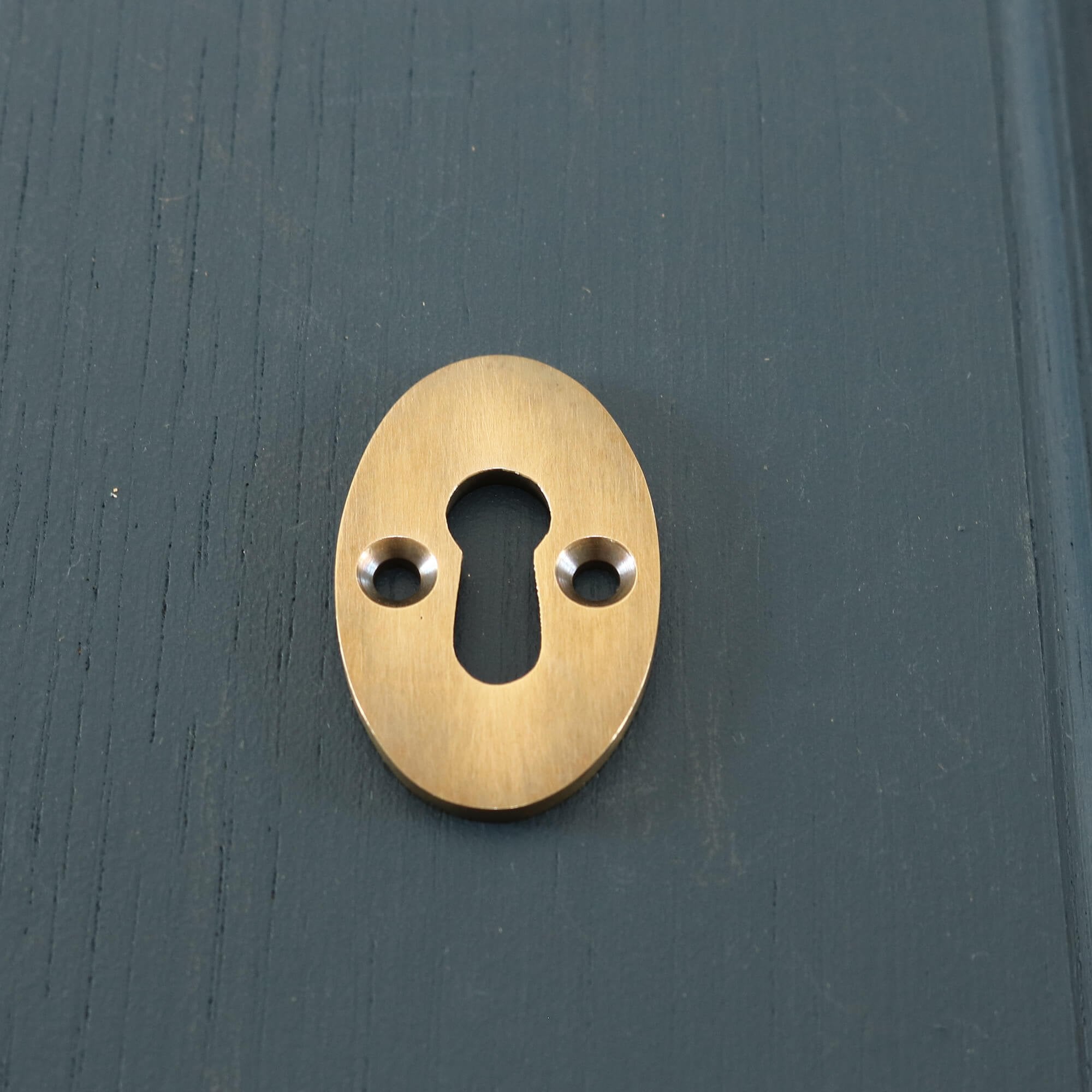 Aged Brass Hatton Oval Open Escutcheon