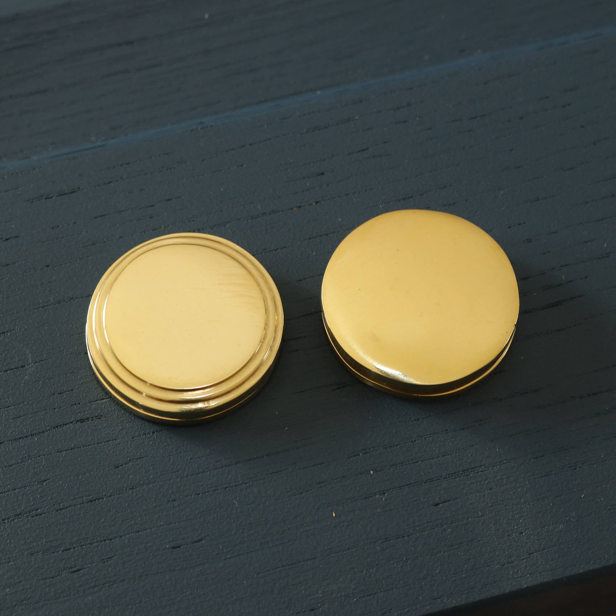 Brass Hatton Round Covered Escutcheon