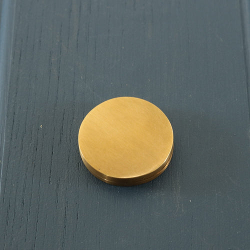 Aged Brass Hatton Round Covered Escutcheon