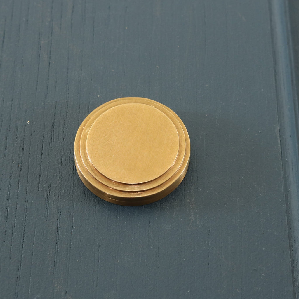 Aged Brass Hatton Round Covered Escutcheon