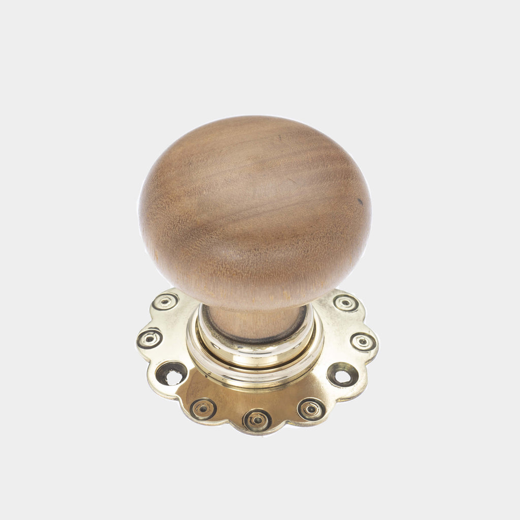 Oak Bun Door Knobs